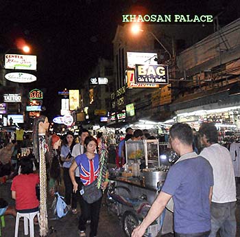 'Crowd in Khao San Road' by Asienreisender
